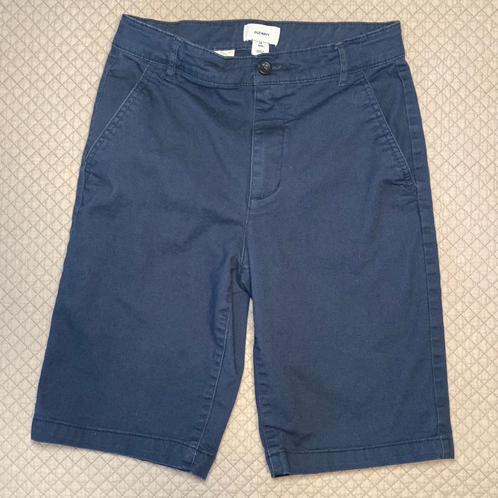 Boy’s Old Navy Shorts, Size 14 Slim (LIKE NEW)